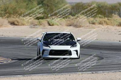 media/Oct-24-2025-Doghouse Garage (Fri) [[783d2ff07a]]/3-Intermediate/Session 2 (Turn 10)/